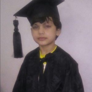 Meet your Posher, Aroosa